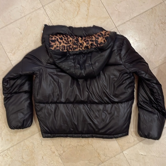 CiSONO puffer jacket with hood and leopard lining. size small - Picture 4 of 7